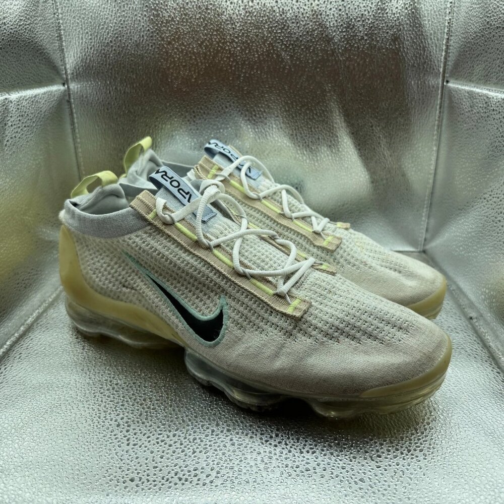 Size 13 Nike Air VaporMax Flyknit Mismatched Swoosh Mens White Shoes DQ7633-100
